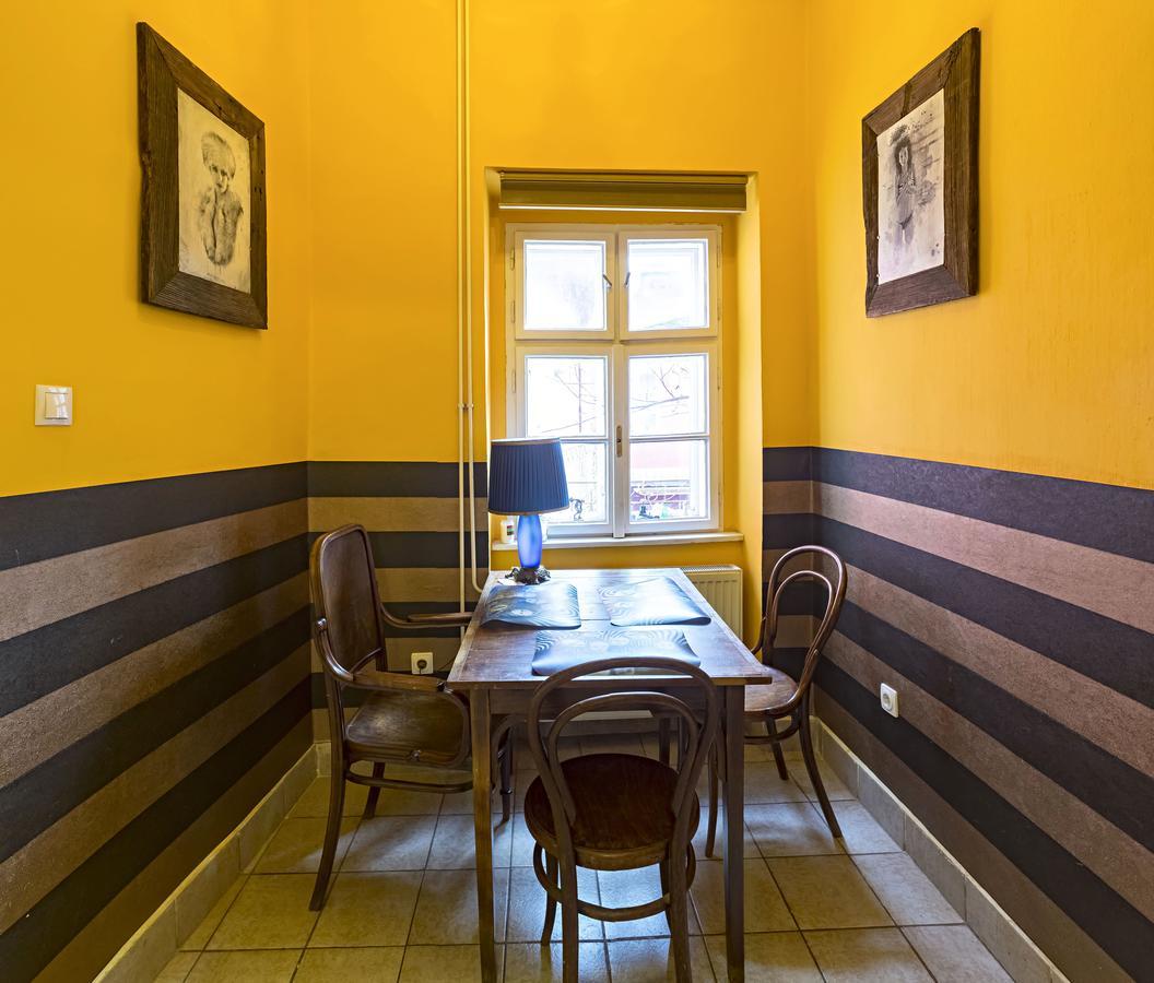 Santico Art Hotel And Hostel Budapest Exterior photo